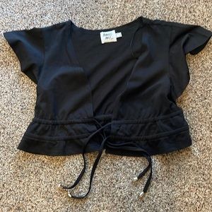 Super cute never worn crop top swim cover up